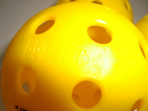 3 Onix Fuse G2 Outdoor Pickleball Balls Tournament Meet USAPA Pack Of 3 Yellow 10 3 Onix Fuse G2 Outdoor Pickleball Balls Tournament Meet USAPA Pack Of 3 Yellow – Bild 10