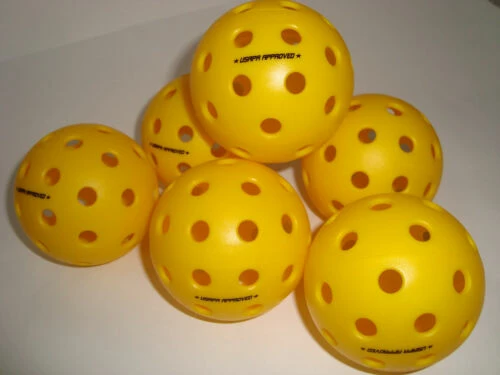 12 Onix Fuse G2 Outdoor Pickleball Balls Tournament USAPA Pack Of 12 Yellow 1 12 Onix Fuse G2 Outdoor Pickleball Balls Tournament USAPA Pack Of 12 Yellow