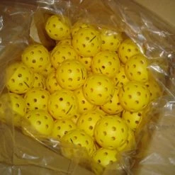 Onix Fuse G2 Pickleball Balls Outdoor (Box Of 100) Tournament Play Meets USAPA