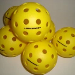 12 Onix Fuse Outdoor Pickleball Balls Tournament Meet USAPA Pack Of 12 Yellow