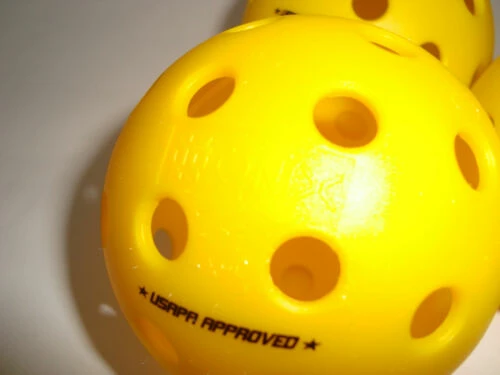 3 Onix Fuse G2 Outdoor Pickleball Balls Tournament Meet USAPA Pack Of 3 Yellow 6 3 Onix Fuse G2 Outdoor Pickleball Balls Tournament Meet USAPA Pack Of 3 Yellow – Bild 6