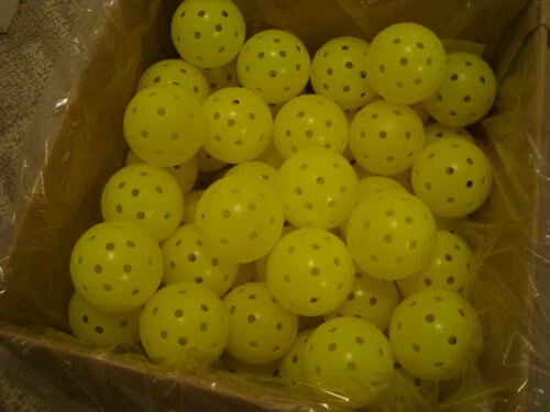 Franklin Sports Box Of 100 Franklin X-40 Pickleball Outdoor Ball Box Of 100 Optic Yellow 12 Franklin Sports Box Of 100 Franklin X-40 Pickleball Outdoor Ball Box Of 100 Optic Yellow – Bild 12