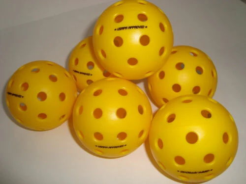 12 Onix Fuse G2 Outdoor Pickleball Balls Tournament USAPA Pack Of 12 Yellow 7 12 Onix Fuse G2 Outdoor Pickleball Balls Tournament USAPA Pack Of 12 Yellow – Bild 7